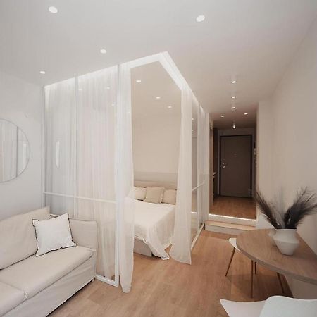 V1 Boutique Rooms, Nilie Hospitality Mgmt 塞萨洛尼基 外观 照片