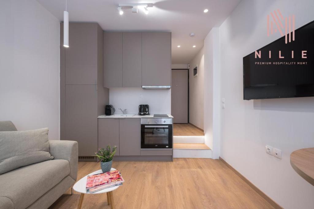 V1 Boutique Rooms, Nilie Hospitality Mgmt 塞萨洛尼基 外观 照片