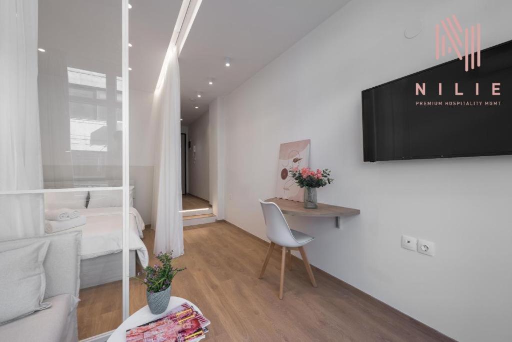 V1 Boutique Rooms, Nilie Hospitality Mgmt 塞萨洛尼基 外观 照片