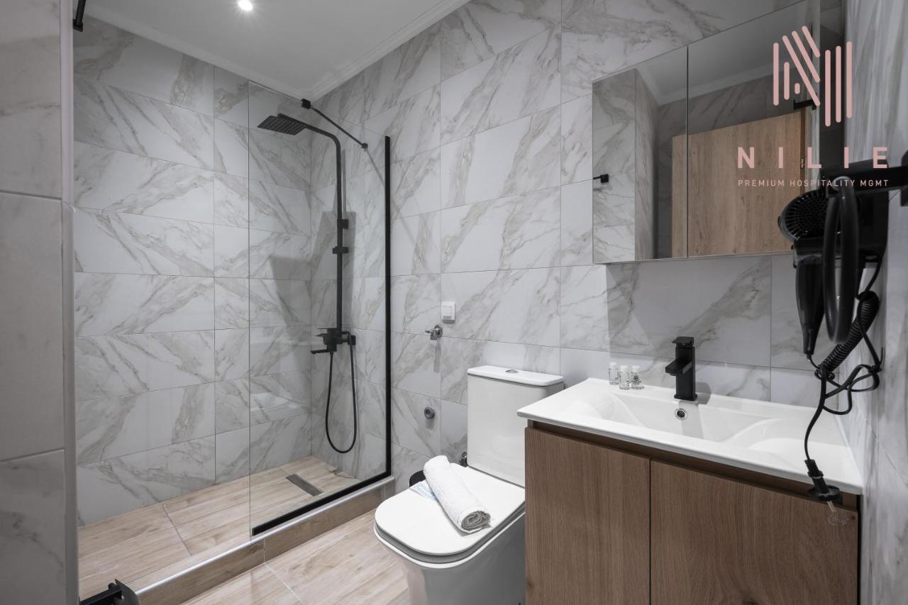 V1 Boutique Rooms, Nilie Hospitality Mgmt 塞萨洛尼基 外观 照片